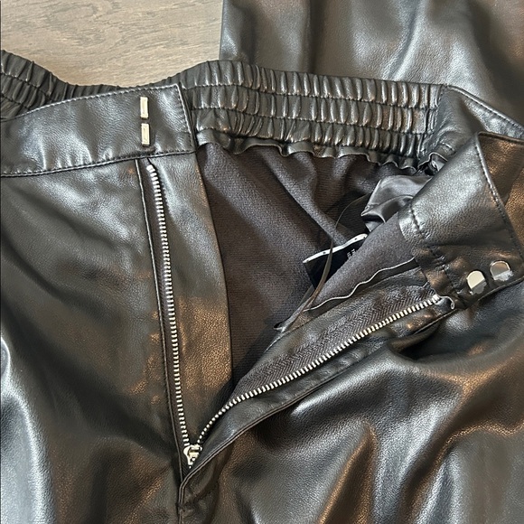 Rachel Zoe Faux Leather Cargo High Rise Straight Leg Pants Black Size XL - Picture 12 of 16